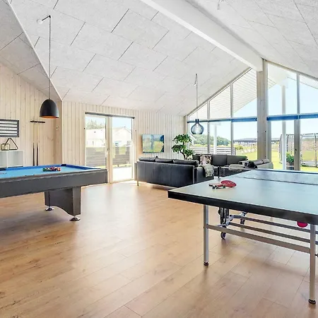 Luxury Retreat By Limfjorden Feriehus Spottrup