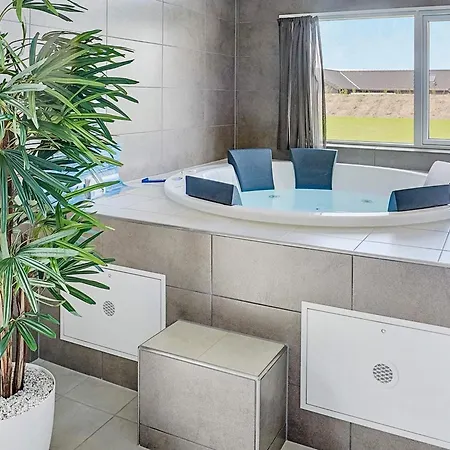 Luxury Retreat By Limfjorden * Spottrup
